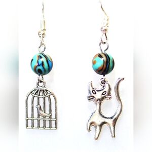 Hungry Cat dangle earrings ED-15-073